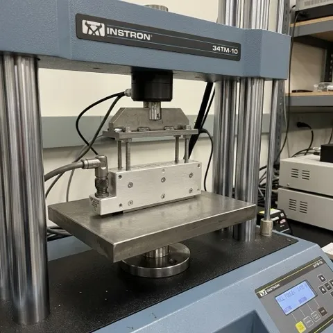 EPM in Instron 34TM-10 pull tester